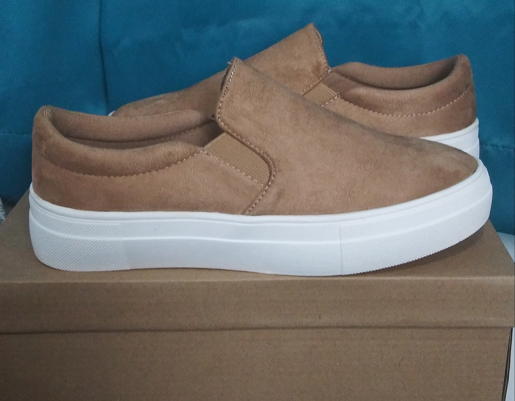Tan suede dolce shoes