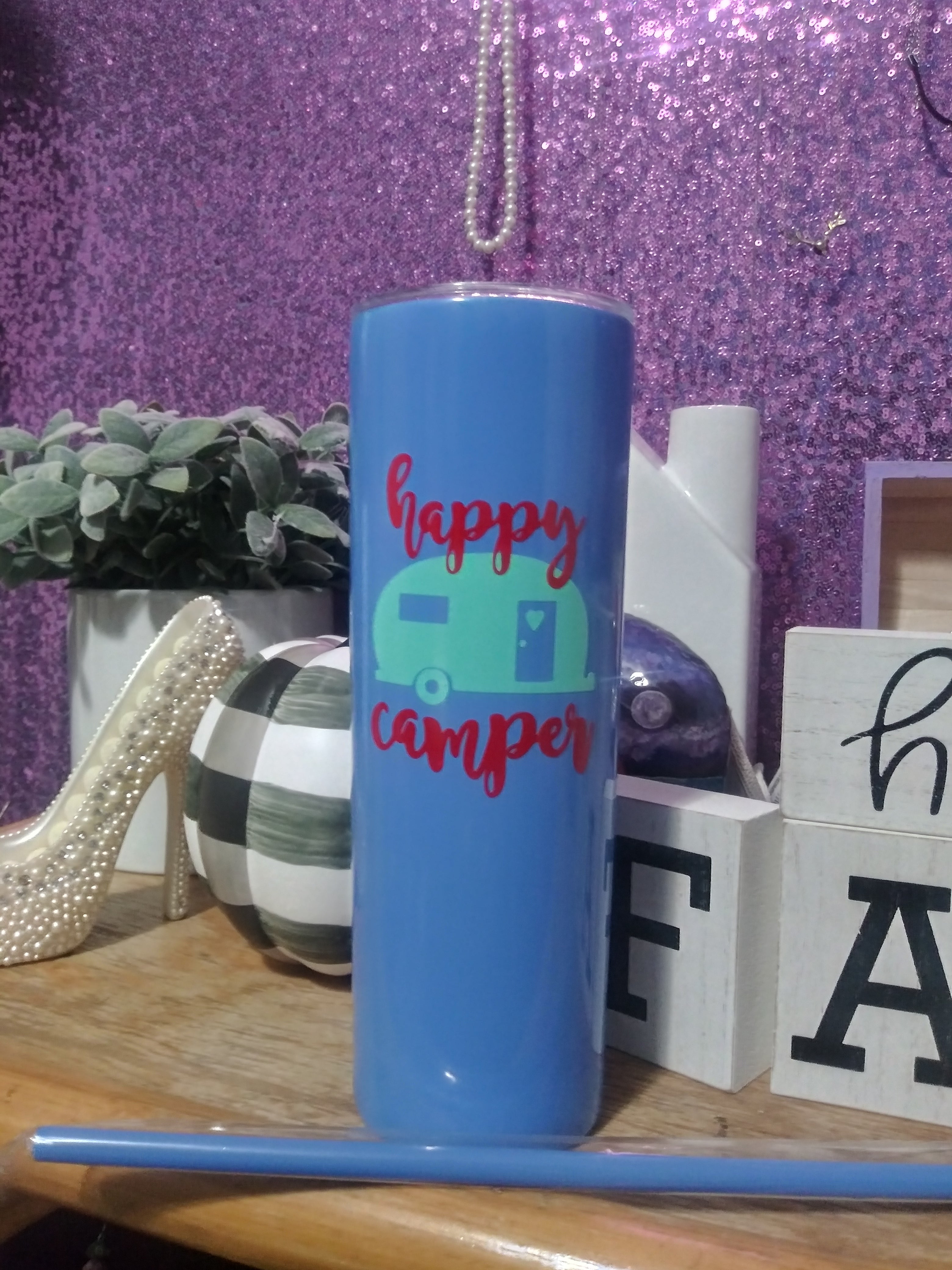 Skinny tumbler with straw