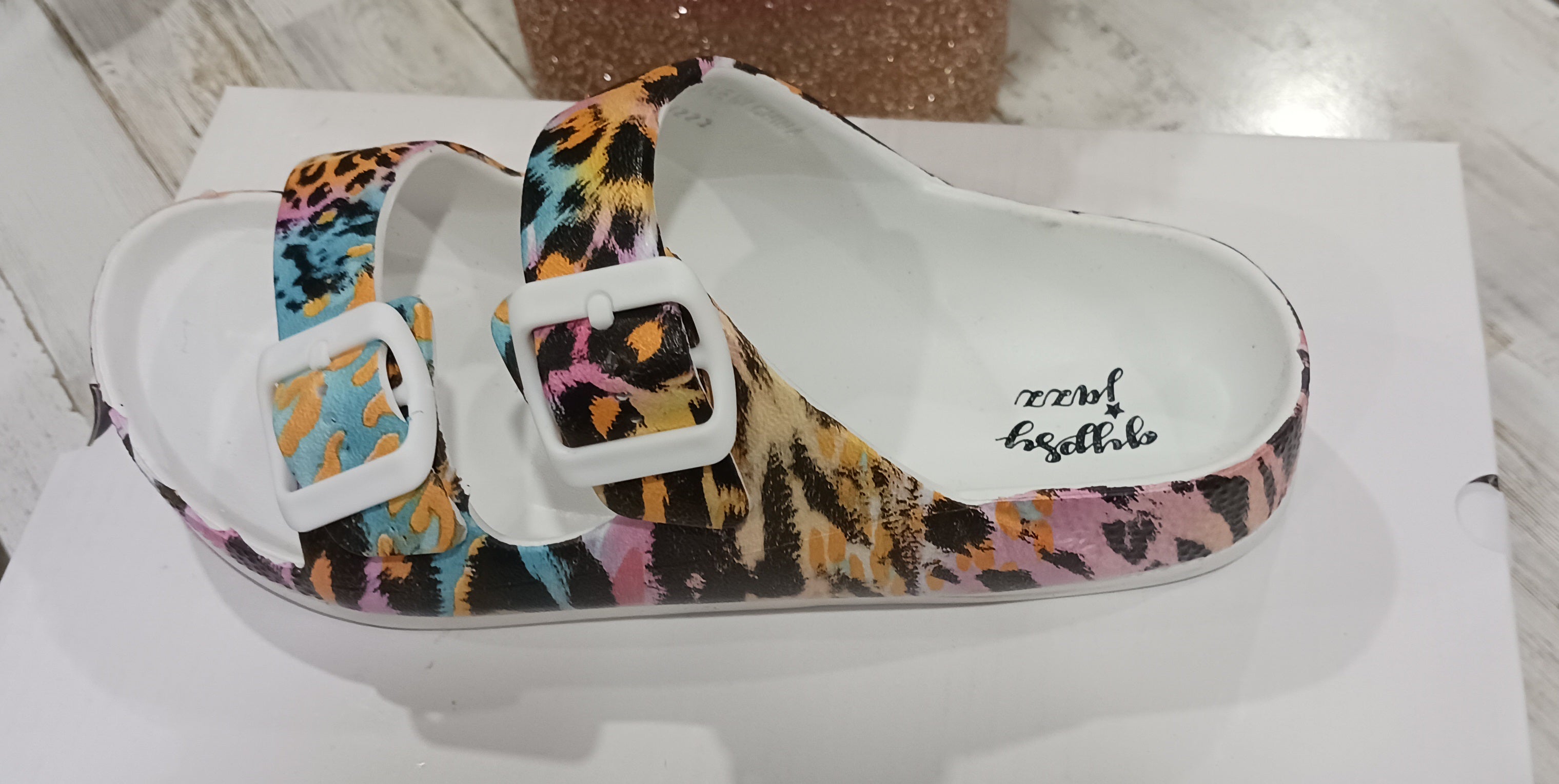 Gypsy Jazz Mamma Mia Rainbow leopard