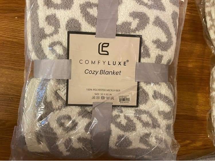 Leopard blanket