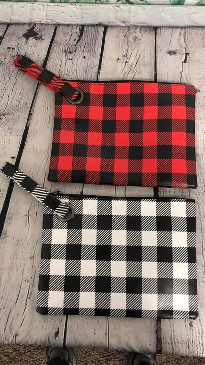 Oversized clutches